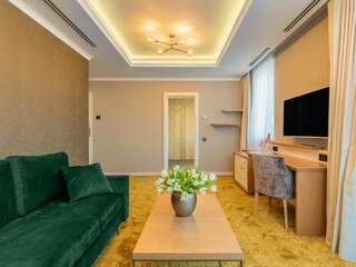 Отель Pergola Boutique Hotel Бухарест Суперлюкс с балконом-8